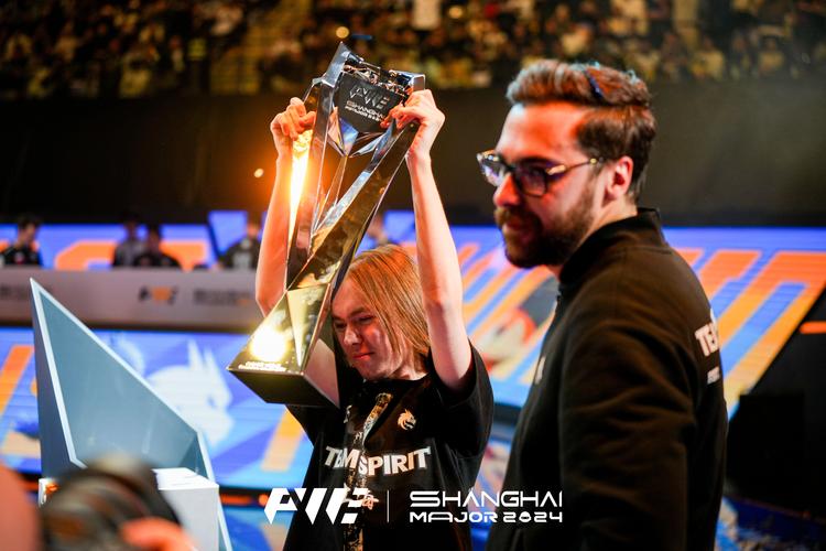 LGD Gaming 官方公告：前TT二队上单选手 Sasi 正式加入 LGD Gaming ，在新赛季共同奋战！